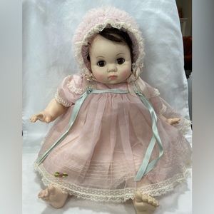 19” Madame Alexander Doll: Mary Mine (6450)